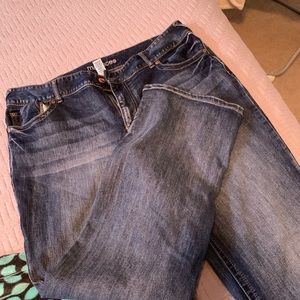 Maurices jeans